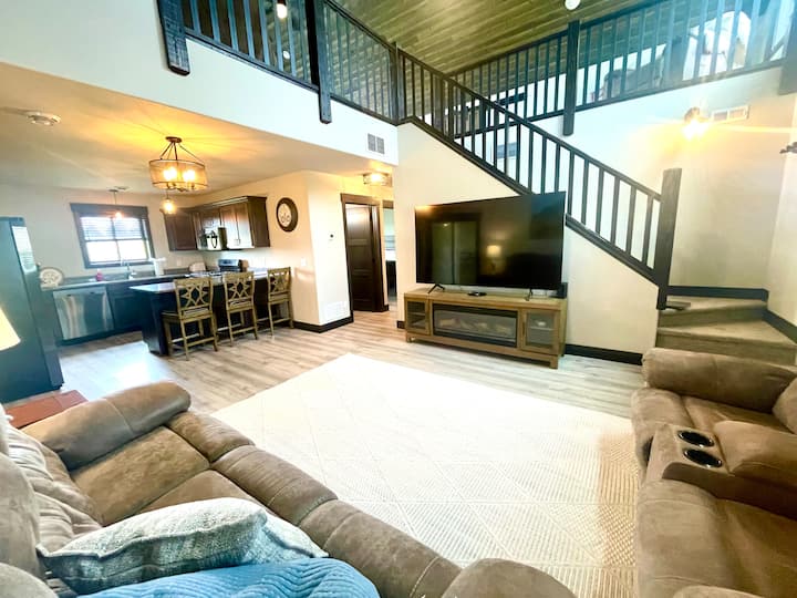 Epic Lane Retreat Near Buffalo Chip - Sturgis, SD
