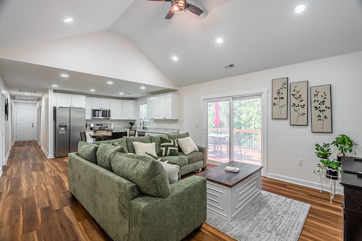 Quiet New Home Near Uptown Winston-salem! - Winston-Salem, NC