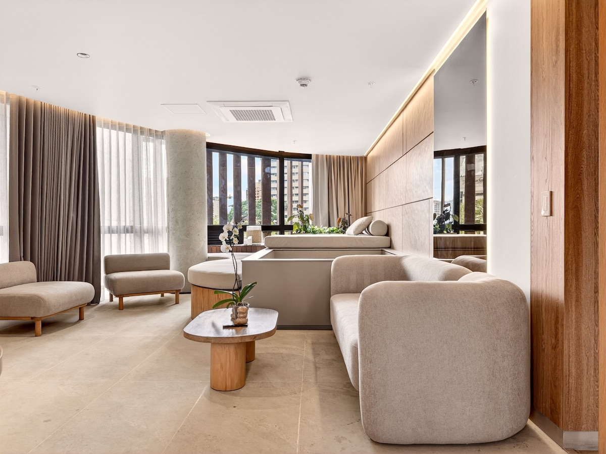 Apartment with Private Jacuzzi in El Poblado — photo 3