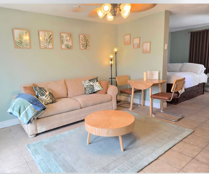 Spacious Studio On The Beach With 2 Pools! - Daytona Beach