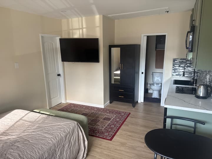 Cozy Studio In San Diego - National City, CA