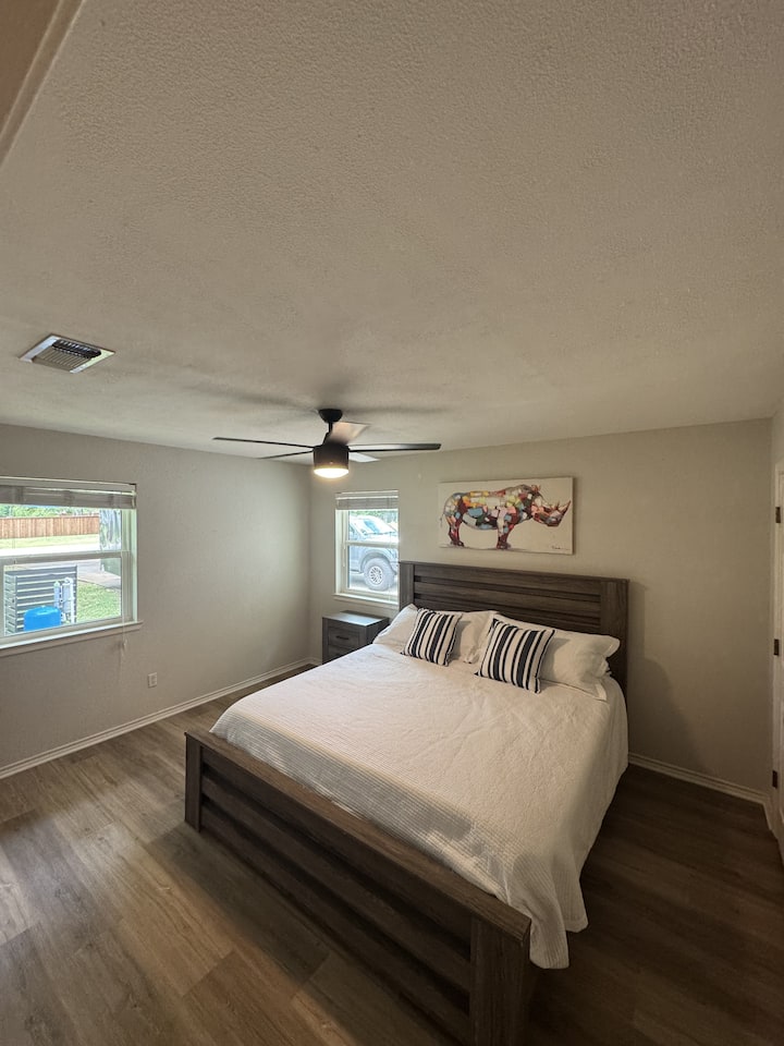 Modern Farmhouse - Southlake, TX