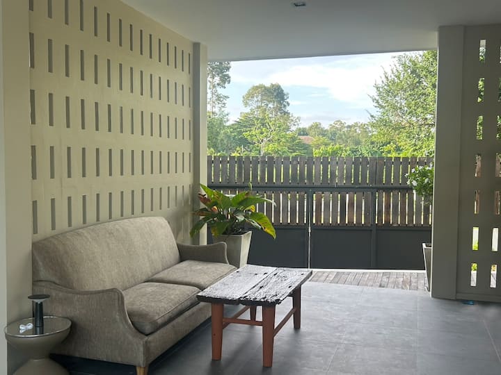 Bungalow 2 Rooms View Swimming Pool - Pattaya City