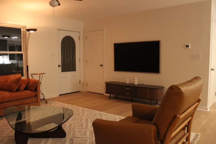 Catskill Mountain & Pool House Retreat - 리즈