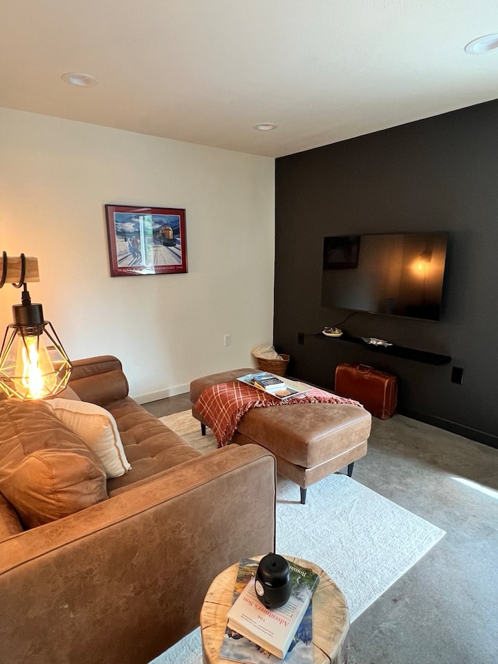 Mountain Modern Retreat | Near Trails & Anchorage - Anchorage
