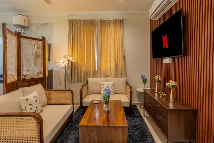 Coco Abode : Home With Breakfast & Pickup - Udaipur