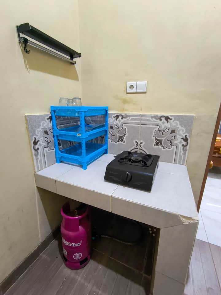 Kupang Private Studio: Ac, Kitchen, Near Airport - Kupang