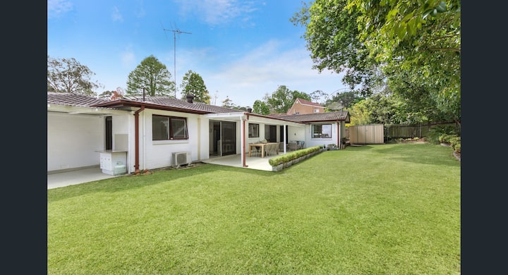 Spacious Family Home In Quiet Location - Hornsby