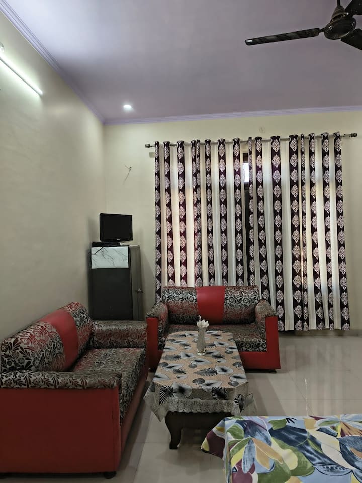Rs Homestay - Bareilly
