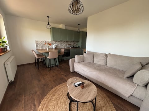 Top Airbnb: Garden Apartment in Peroj