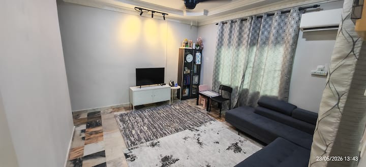 Fourh Guesthouse - Private Pool Retreat - Seremban