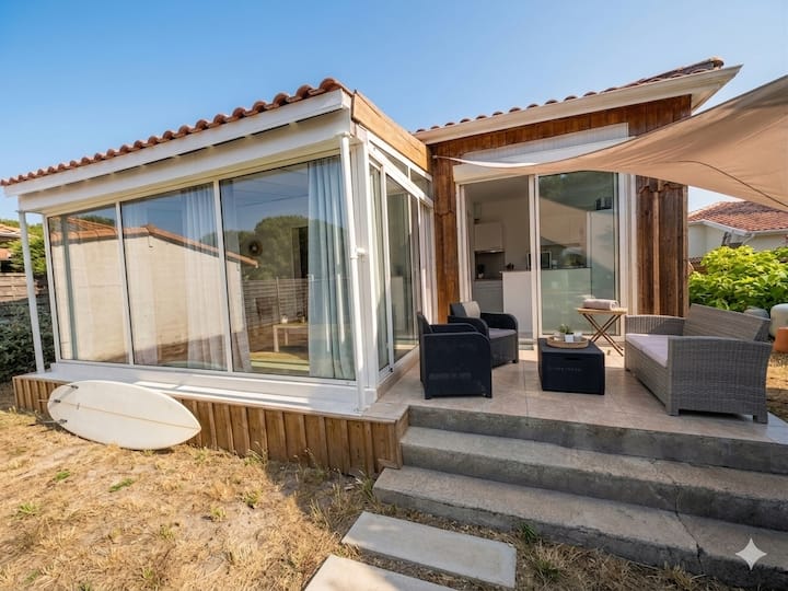 Maison Familiale Avec Jardin - Mios