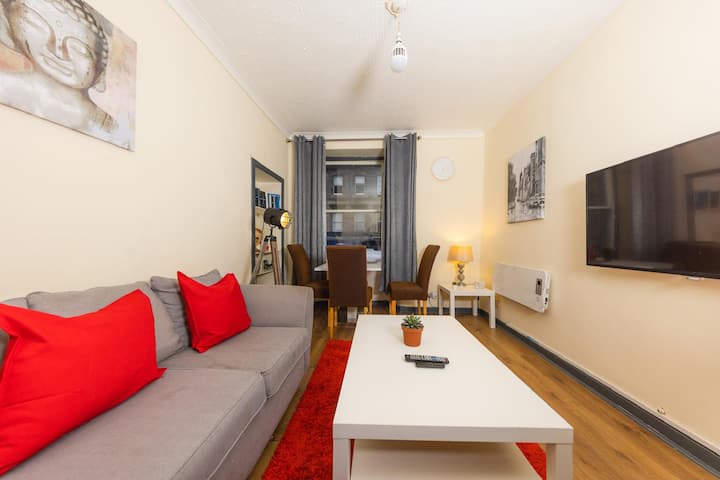 Cosy & Central Old Town 4 Br Apartment - Edinburgh