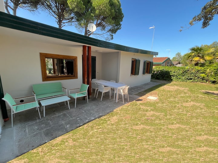 Villa Rinnovata Con Giardino Privato E 3 Camere - Bibione Pineda