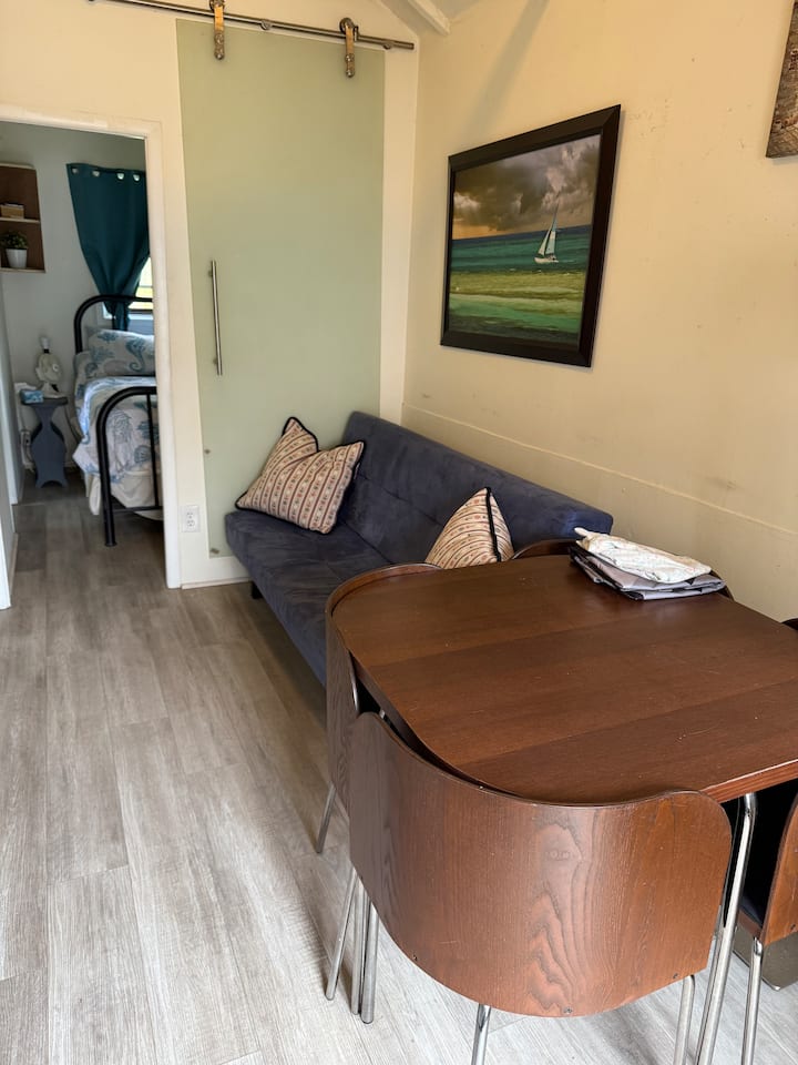 Cute Little Cabin - Port Dover