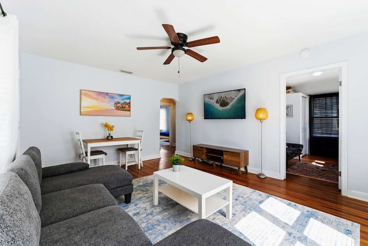 Downtown Winter Haven Retreat | Arcade + Fast Wifi - Winter Haven