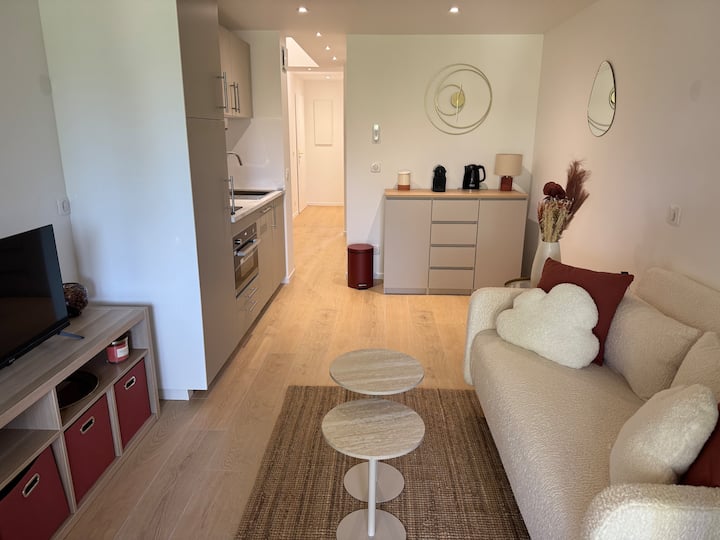 T2 Climatisé Et Rénové Avec Mezzanine Vue Piscine - Grimaud
