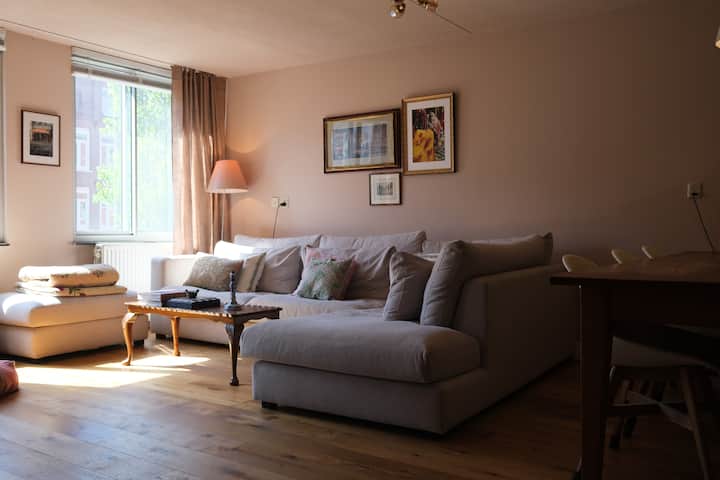 Stijlvol En Zonnig Appartement In Amsterdam-oost - Amsterdam