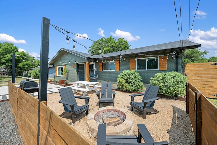 Casa Verde. Mid-century Charmer In Old Town! - Georgetown, TX