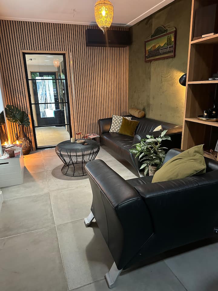 Go Green: Moderne Woon, Werk & Relax Woning - Hilversum