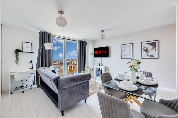 Luxury Apartment @ The Hub • Free Parking • Wifi - Milton Keynes
