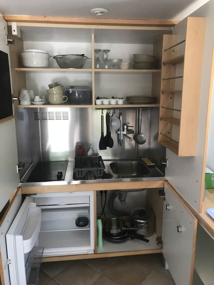 Charmant Studio Climatisé à 5 Mn De Roussillon - Roussillon