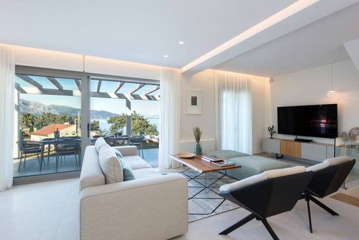 Serene Island Living - Corfu