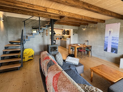 Top Airbnb: Chata Victorka - views, fireplace and peaceful stillness near Boží Dar in Ostrov