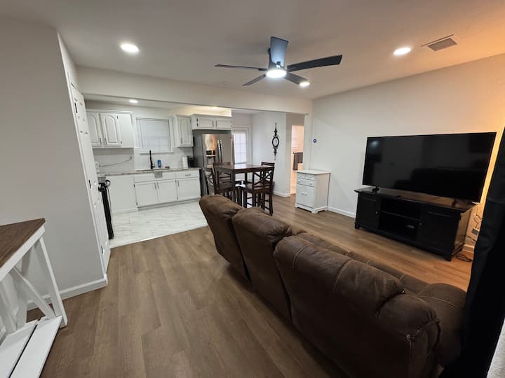 The Travelers Haven - Baytown, TX