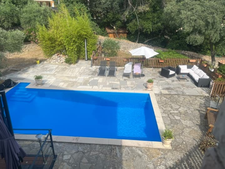 Appartement Dans Villa Provençale - 님