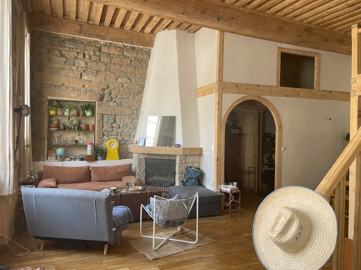 Appartement Canut : Pentes De La Croix Rousse - Lyon