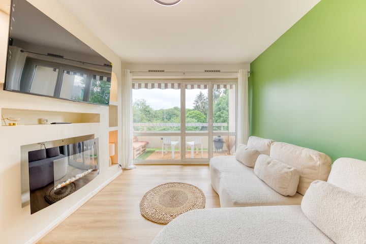Moderne 2 Ch à ÉVry | Balcon | Idéal Pro & Famille - Corbeil-Essonnes