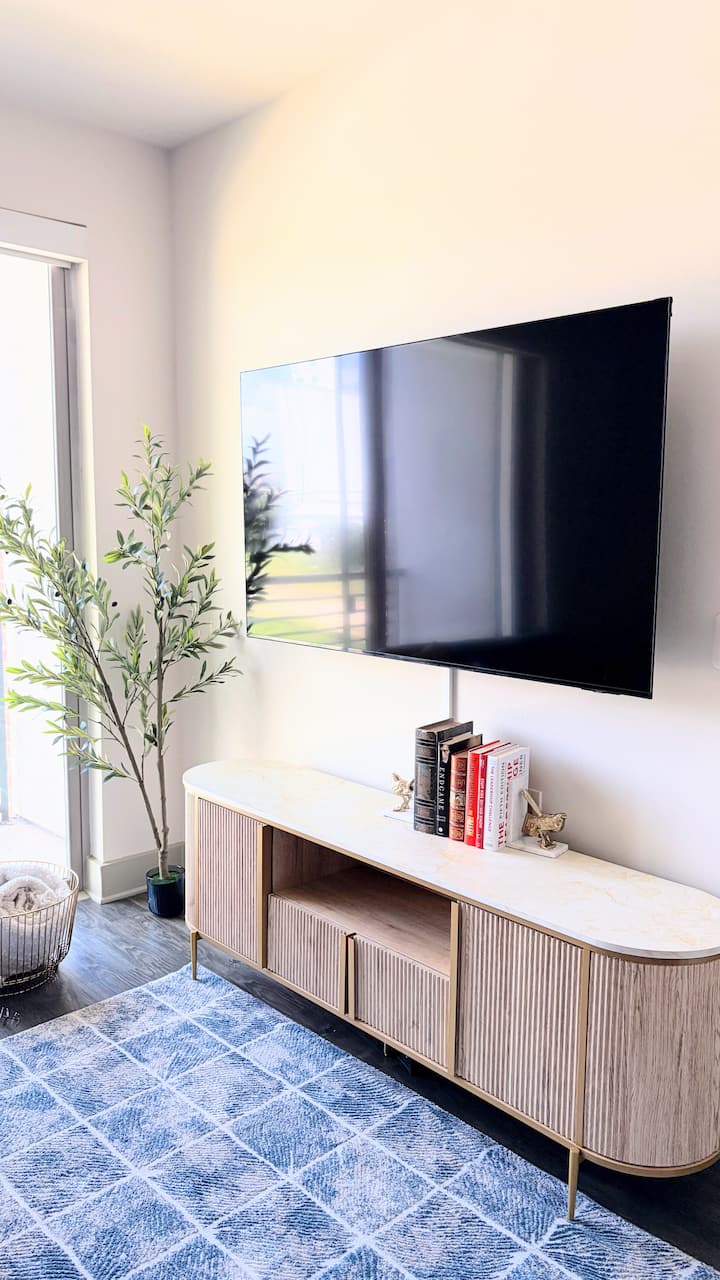 Modern Frisco Retreat | Walk To Toyota Stadium - The Colony, TX