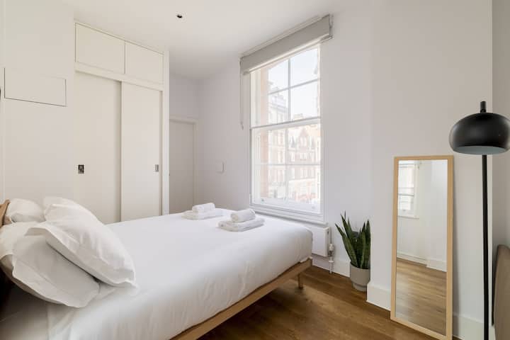 Cosy Soho Studio - Soho - London