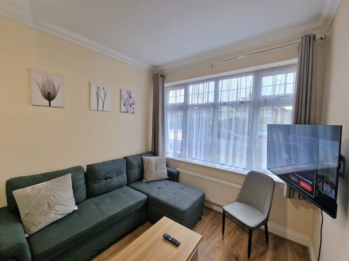 Cosy 1 Bedroom Flat In Southgate, North London - Enfield