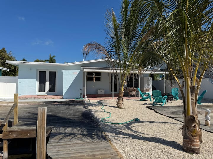 Islamorada Canal Front Gem, Newly Renovated 2/2 - 아일라모라다