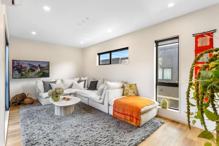 Birkenhead Townhouse  Views, Nature & Modern - Auckland