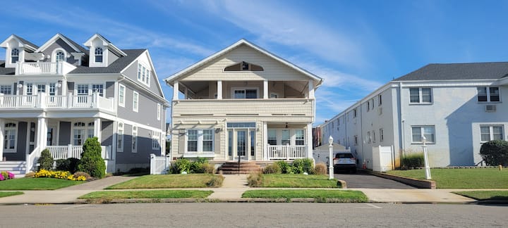 Ocean-lake Views 1/2 Block To Beach/pool/sunsets! - Spring Lake, NJ