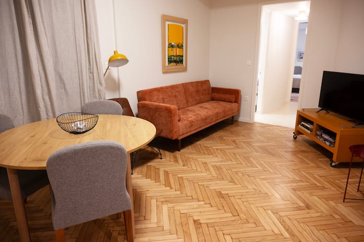 Elegant & Spacious - Vintage Charm-modern Touch - Atenas