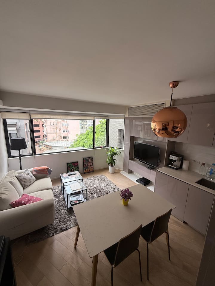 Clean And Modern Apartment In Wanchai District - Hong Kong