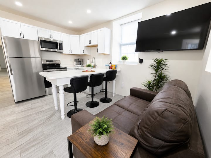 A New 2 Bedroom, Apt 19b - Norwood, MA