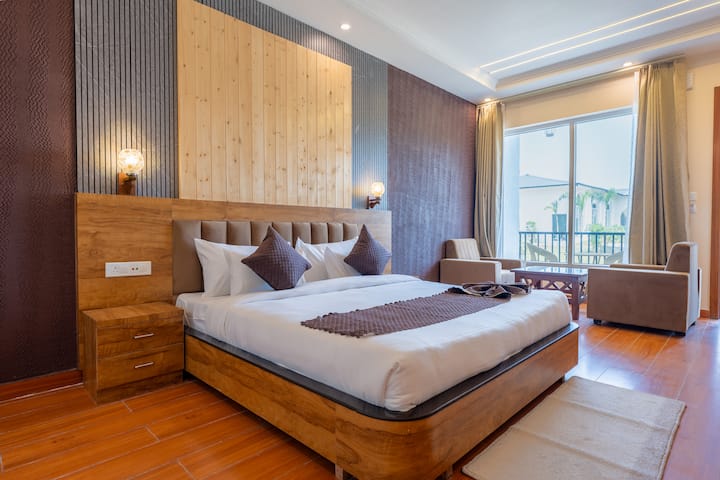 The Jungle Trail Corbett Resort- Executive Suite - Jim Corbett National Park
