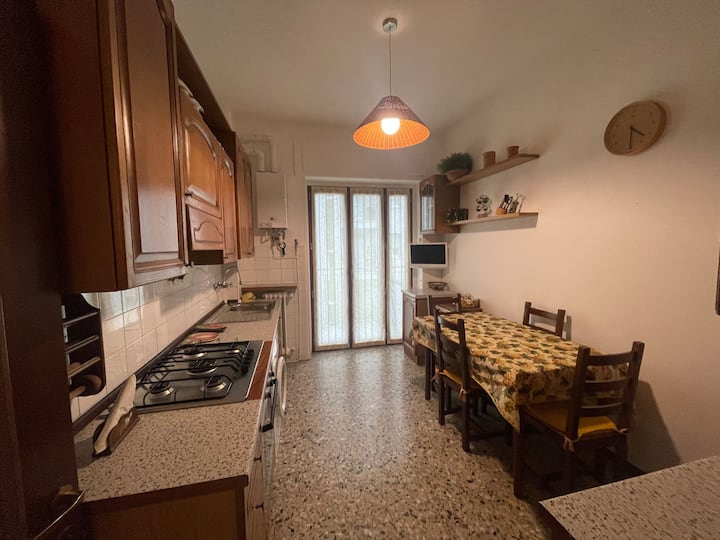 Arena Living Bgy Apartment - Selvino