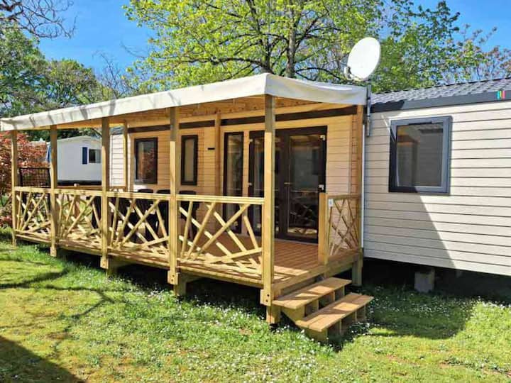 Mobil Home Avec Terrasse - 8 Pers. - Rocamadour