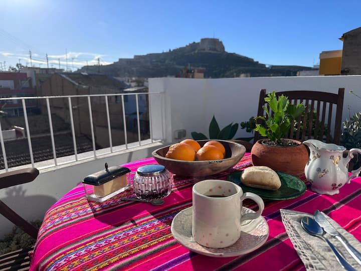 Apartamento Con Terraza Con Vistas Al Castillo - Alicante
