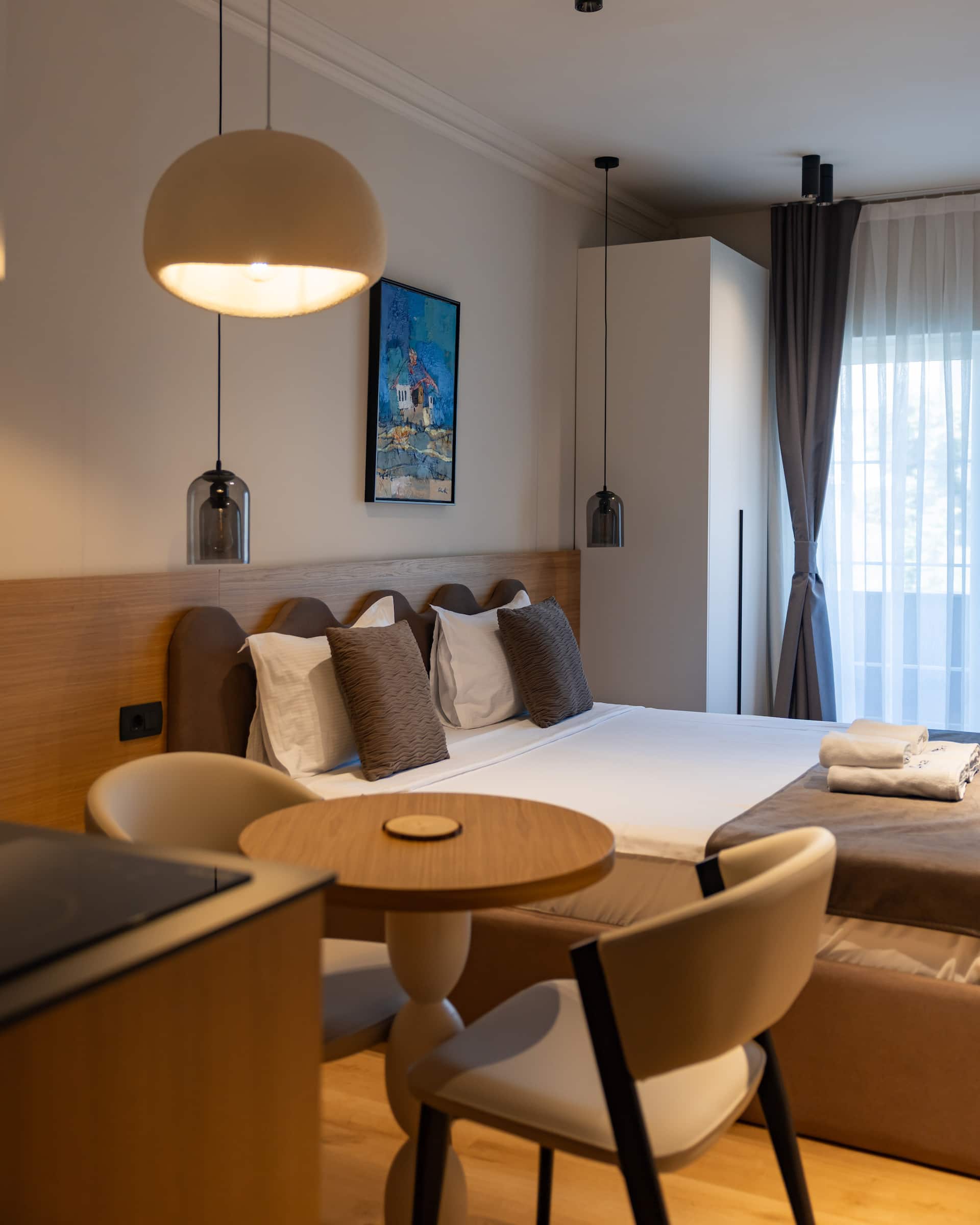 PRI ApartHotel