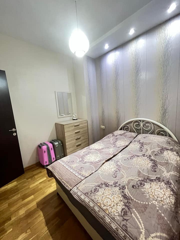საძინებელი 1