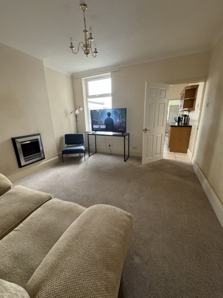 3br Sleeps 6 By Hospital, M6, Nec & Cbs Arena - Rugby, United Kingdom