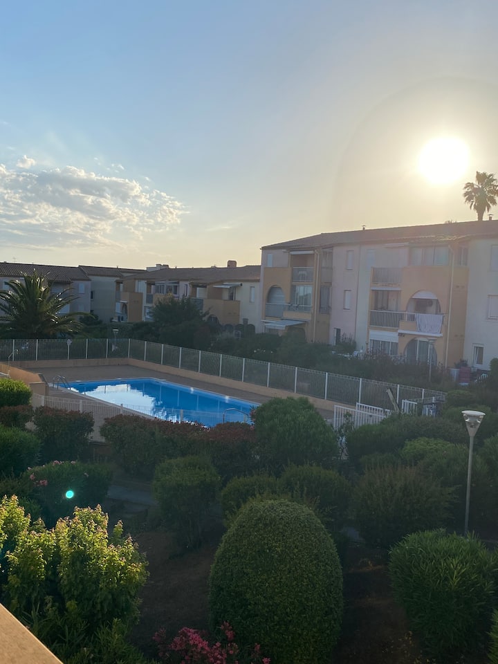 T2 Dans Résidence Avec Piscine Et Place De Parking - Marseillan