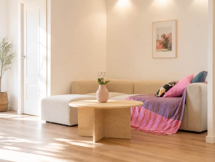 Bright Private Room With A/c Near Barcelona - Sabadell